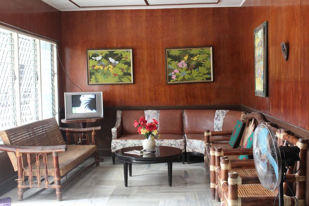Casa Dayang Kalibo Hotell Exteriör bild
