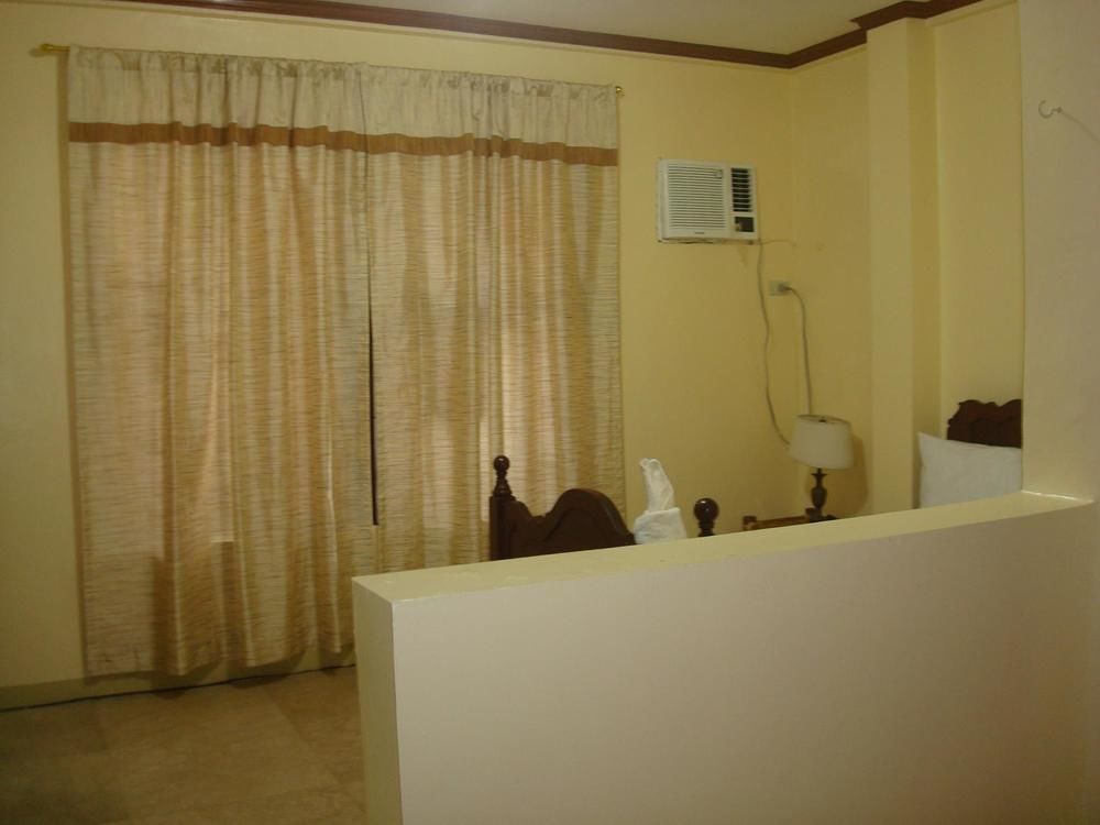 Casa Dayang Kalibo Hotell Exteriör bild